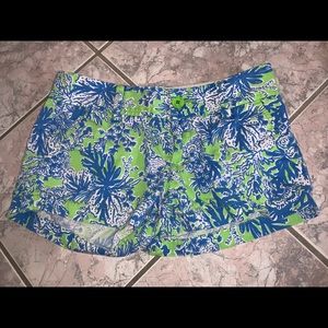 Lilly Pulitzer Green with Blue design shorts